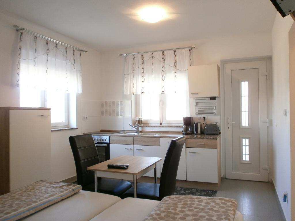 Ližnjan Apartments Bora חדר תמונה