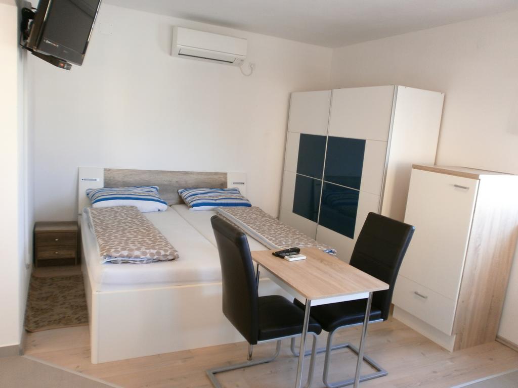 Ližnjan Apartments Bora חדר תמונה