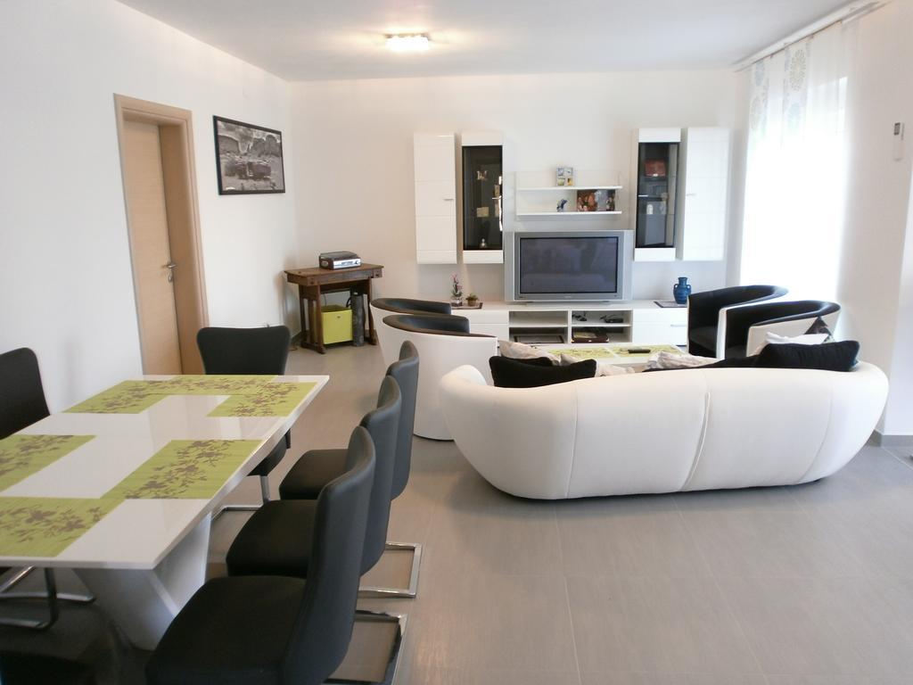Ližnjan Apartments Bora חדר תמונה